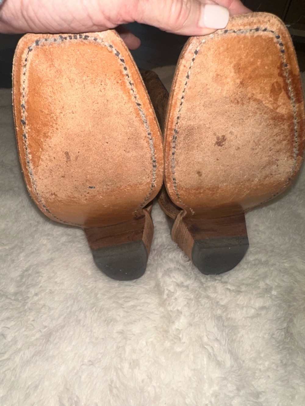 JUSTIN Classic Distressed Brown Leather Cowboy Boots - Picture 6 of 6